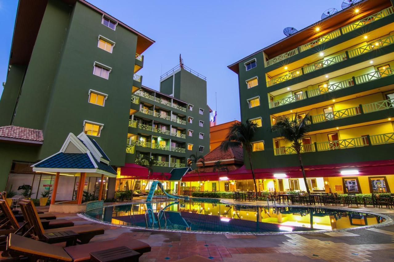פאטאיה Phuphaya Resort מראה חיצוני תמונה