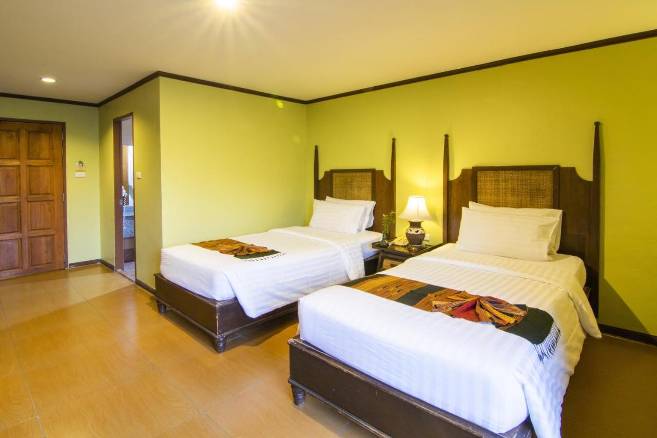 פאטאיה Phuphaya Resort מראה חיצוני תמונה